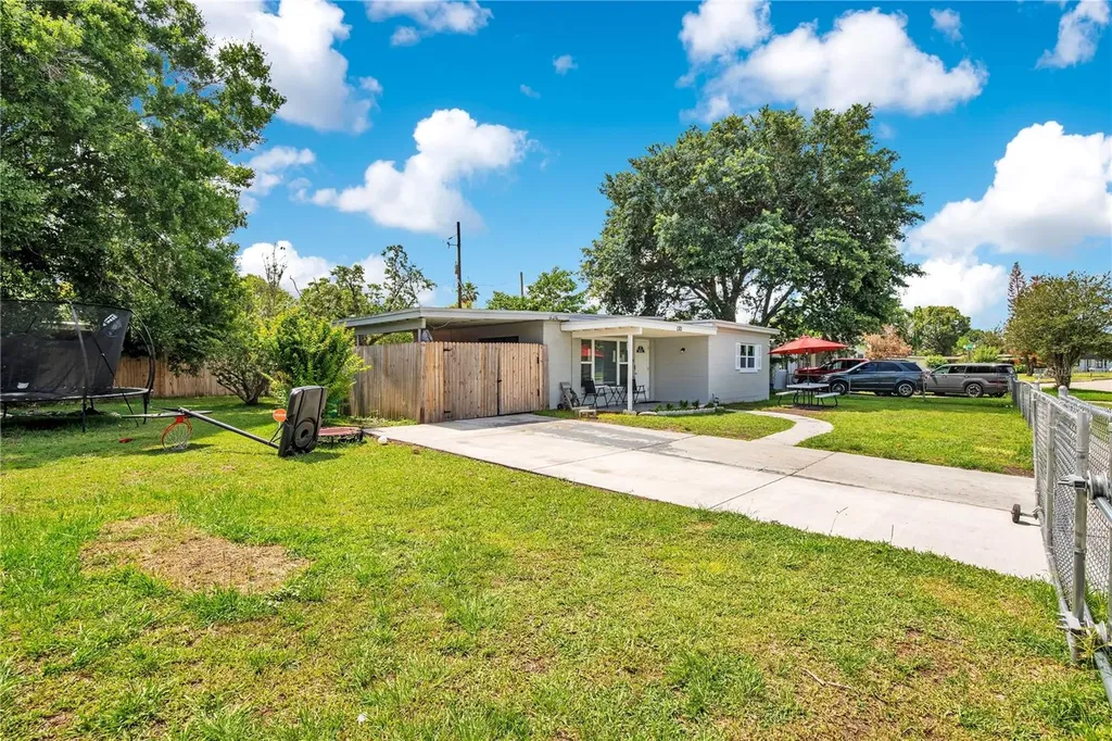1301 Lawne Boulevard Orlando FL 32808
