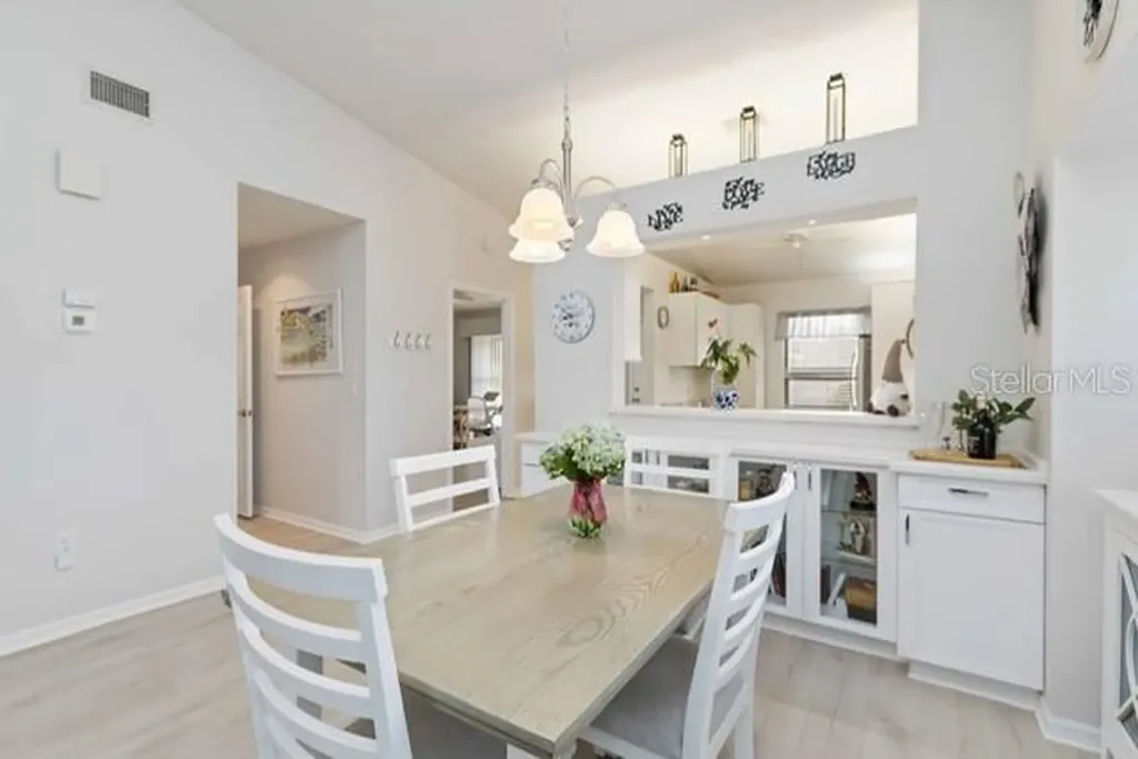4482 Weybridge Sarasota FL 34235