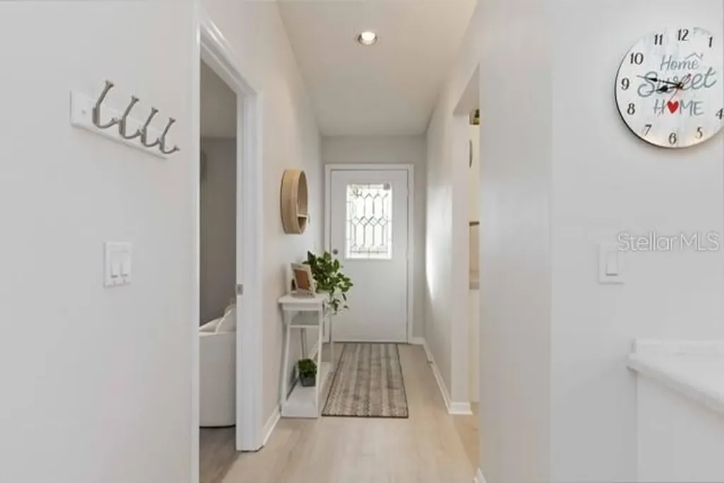 4482 Weybridge Sarasota FL 34235