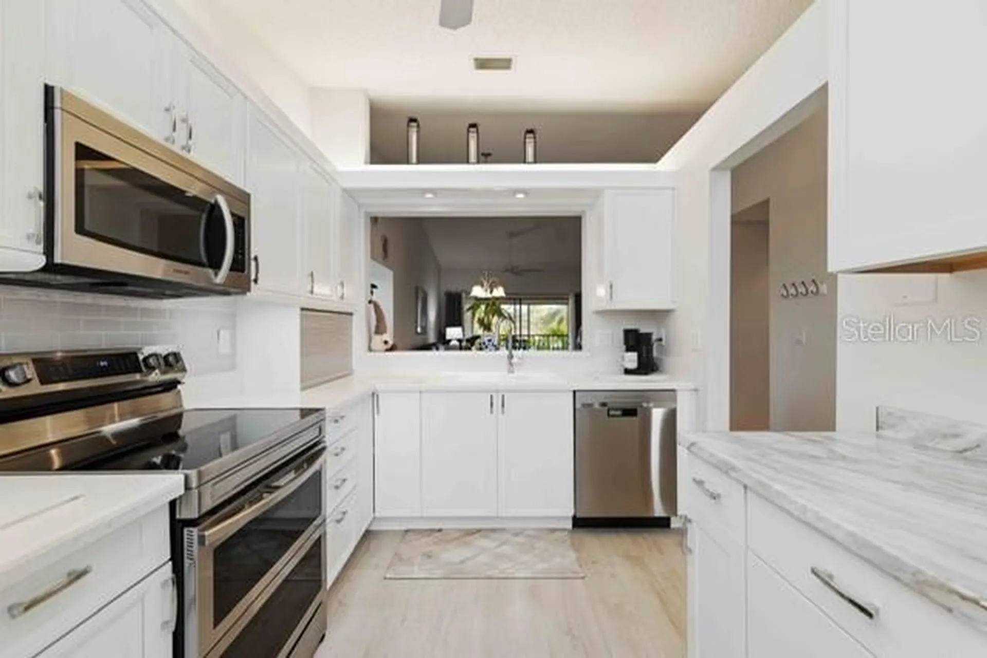 4482 Weybridge Sarasota FL 34235
