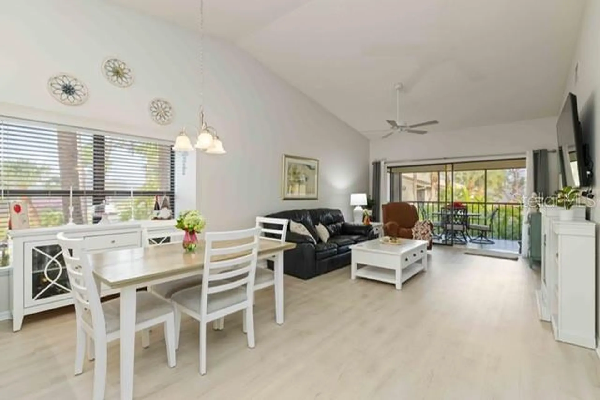4482 Weybridge Sarasota FL 34235