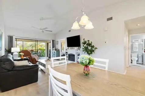 4482 Weybridge Sarasota FL 34235