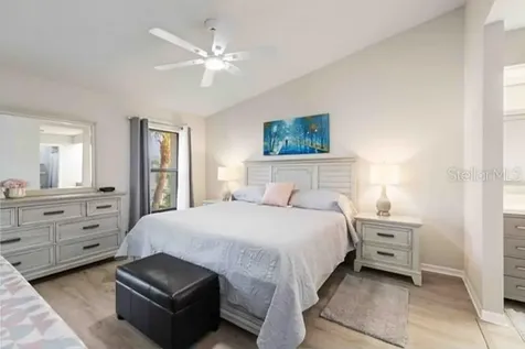 4482 Weybridge Sarasota FL 34235