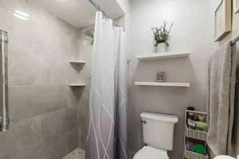 4482 Weybridge Sarasota FL 34235