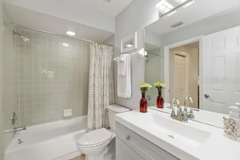 4482 Weybridge Sarasota FL 34235