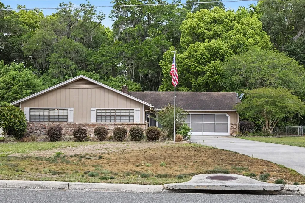 536 NE 40th Avenue Ocala FL 34470