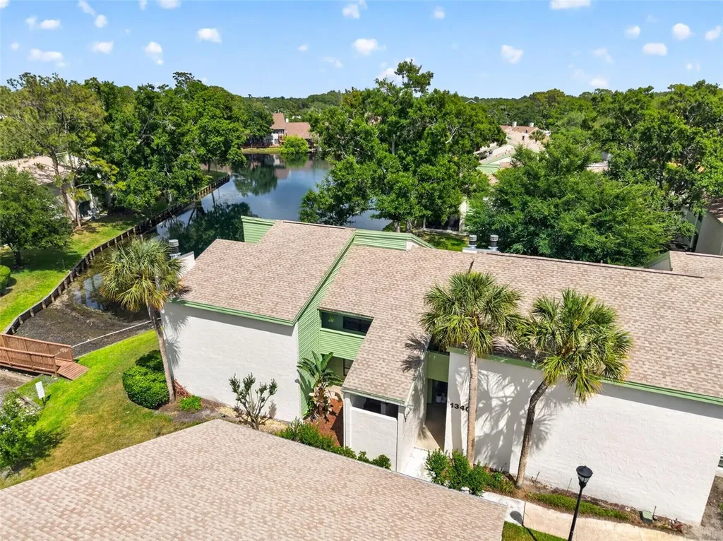 13405 Pine Lake Way Tampa FL 33618