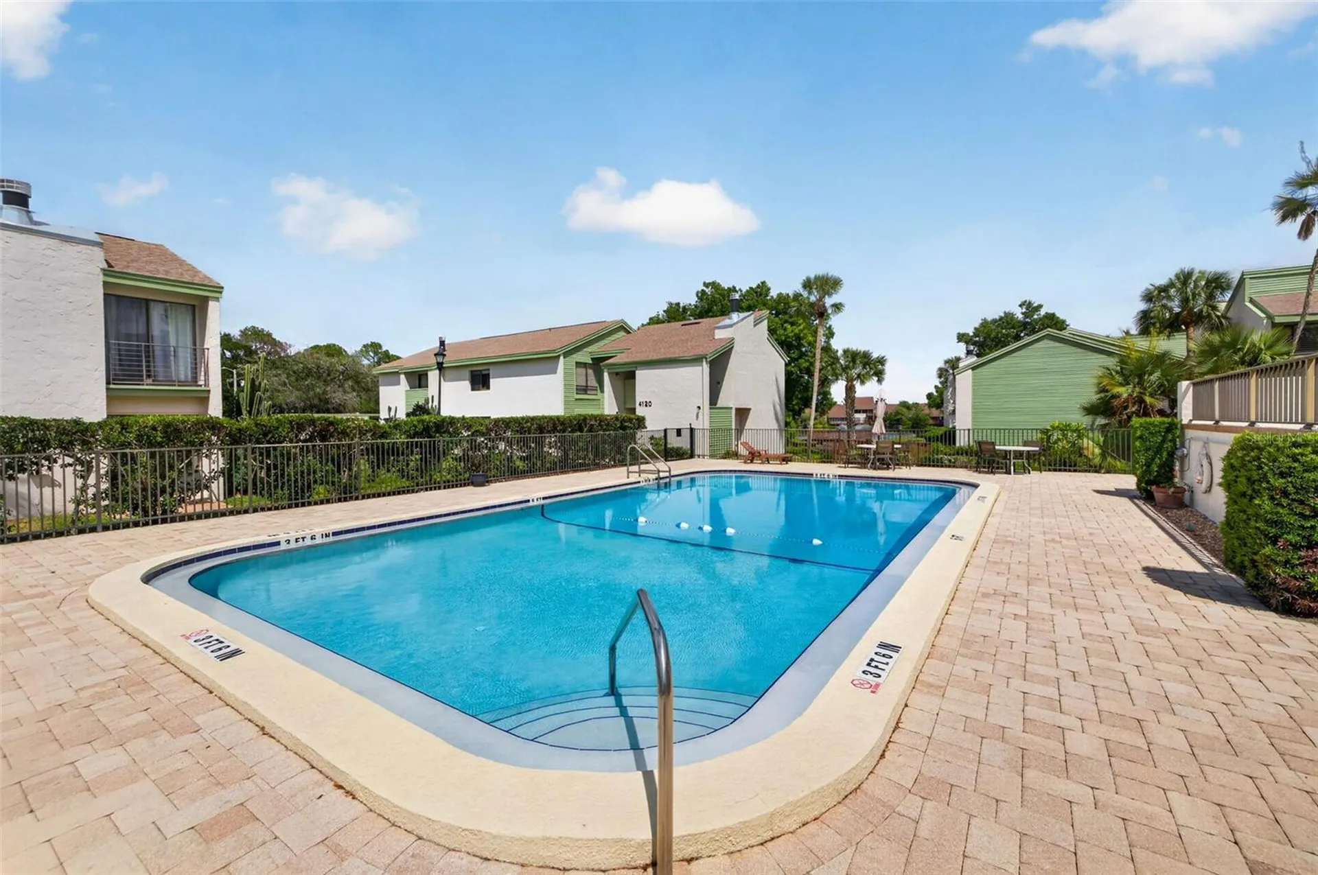 13405 Pine Lake Way Tampa FL 33618