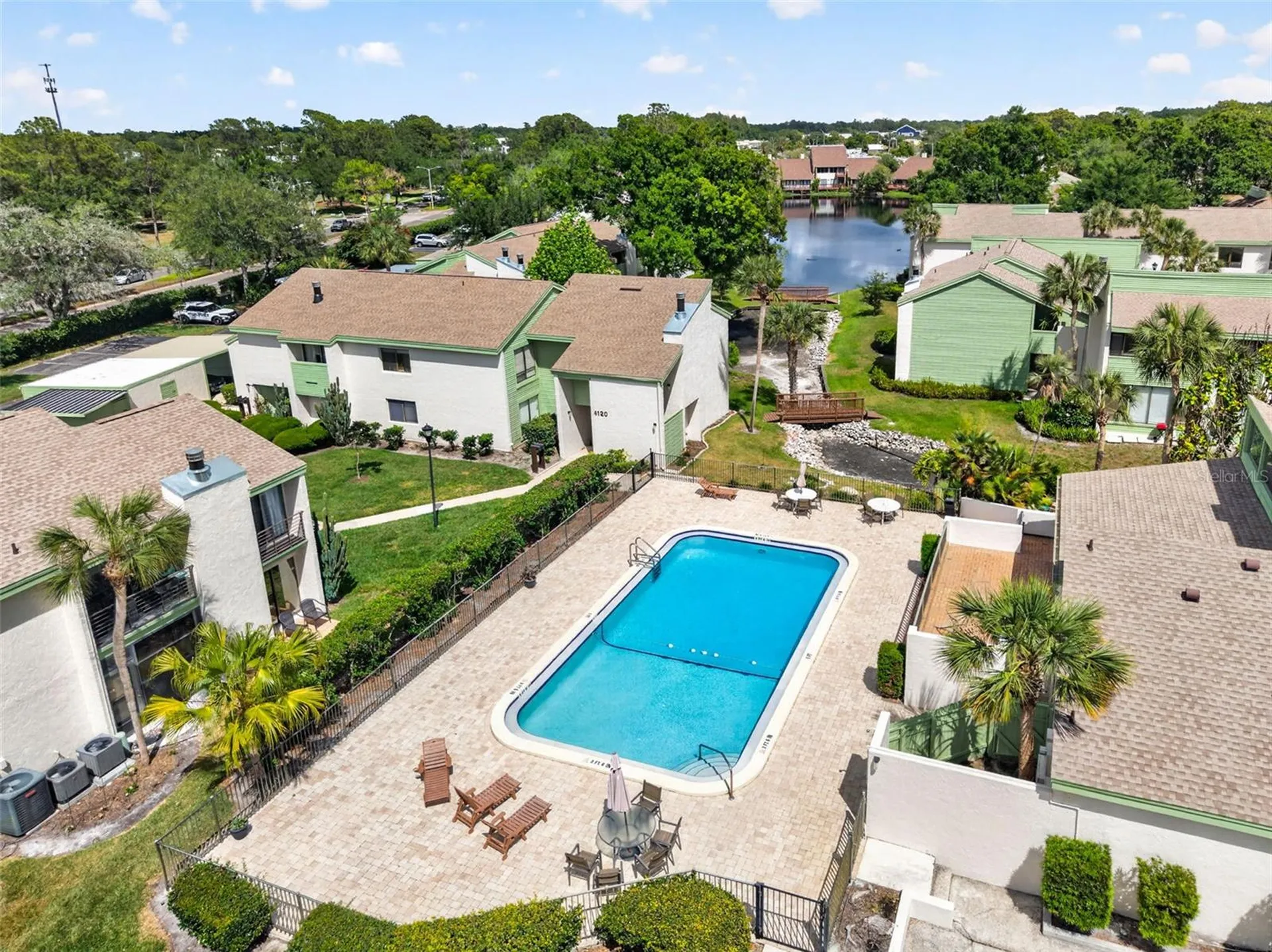 13405 Pine Lake Way Tampa FL 33618