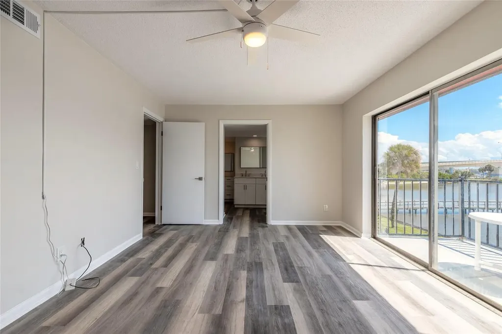 625 N Halifax Avenue Daytona Beach FL 32118
