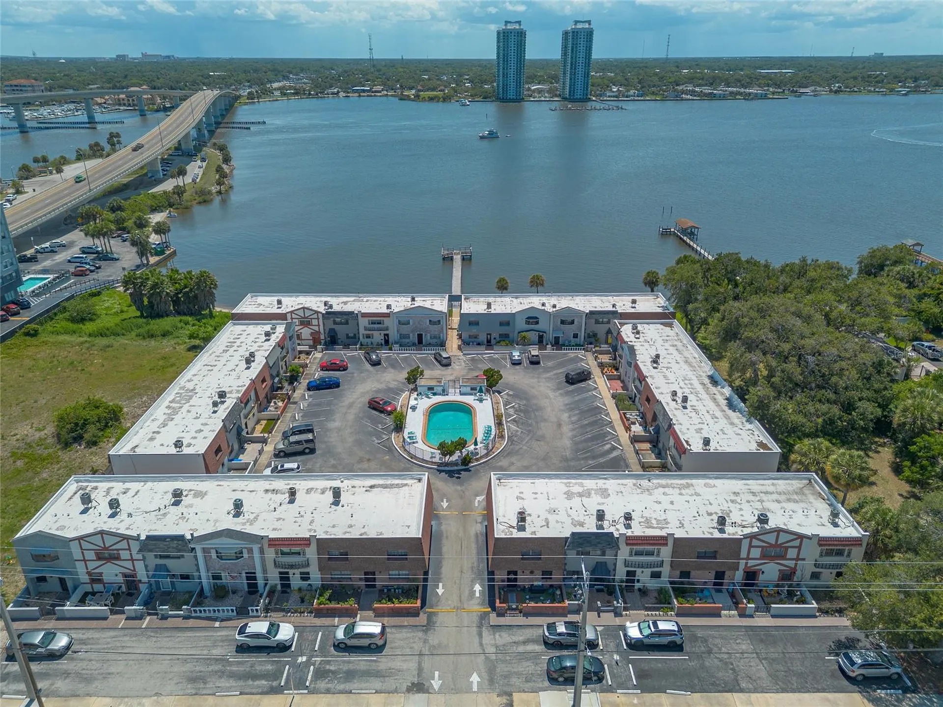 625 N Halifax Avenue Daytona Beach FL 32118