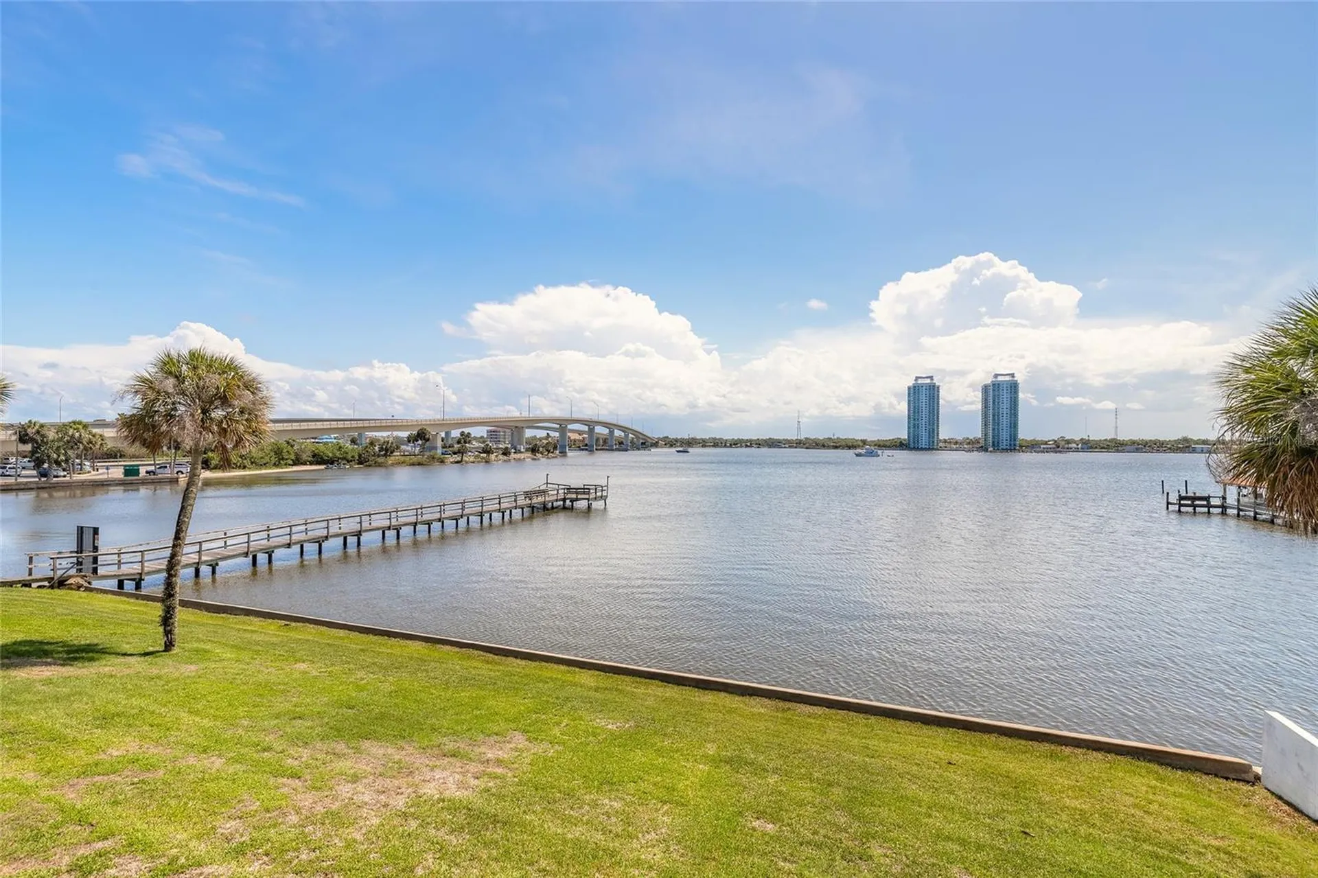 625 N Halifax Avenue Daytona Beach FL 32118