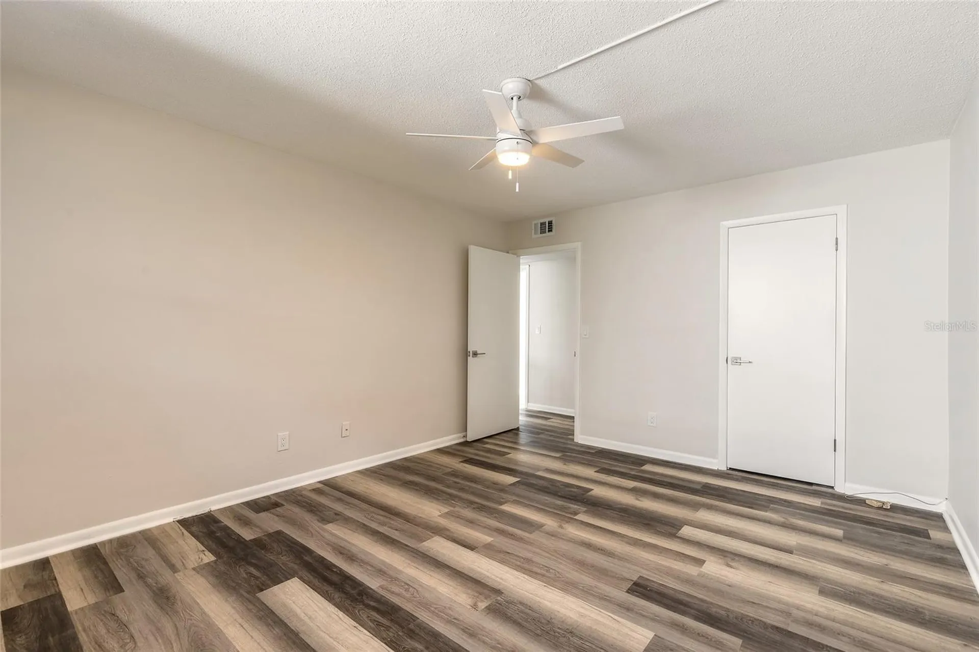 625 N Halifax Avenue Daytona Beach FL 32118