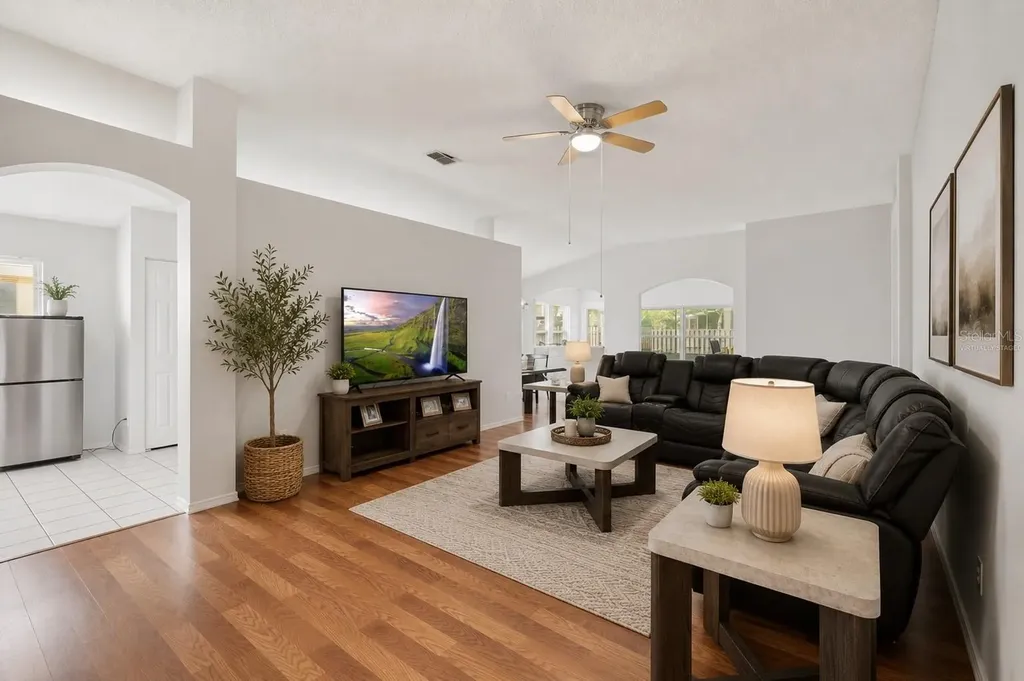 6808 Yardley Oaks Court Tampa FL 33625