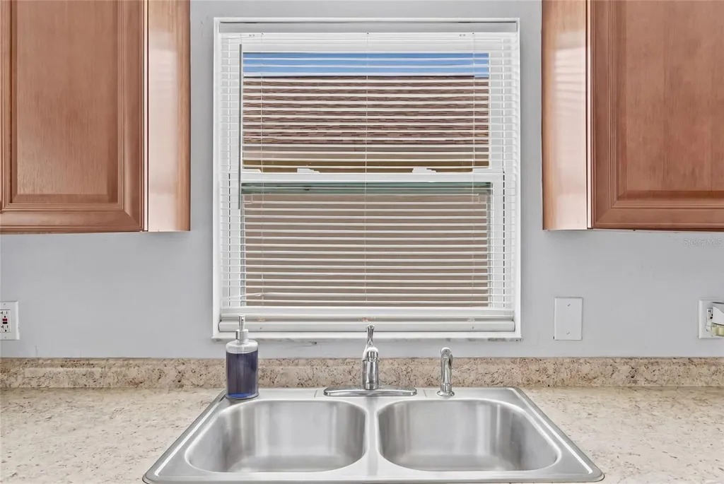 6808 Yardley Oaks Court Tampa FL 33625