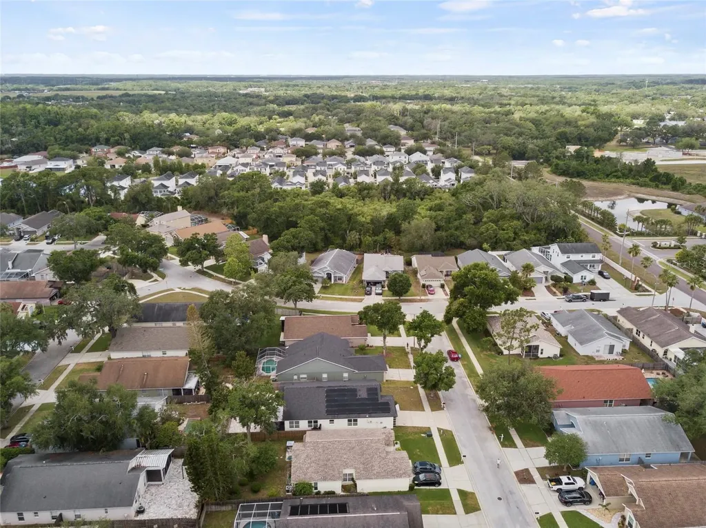 6808 Yardley Oaks Court Tampa FL 33625