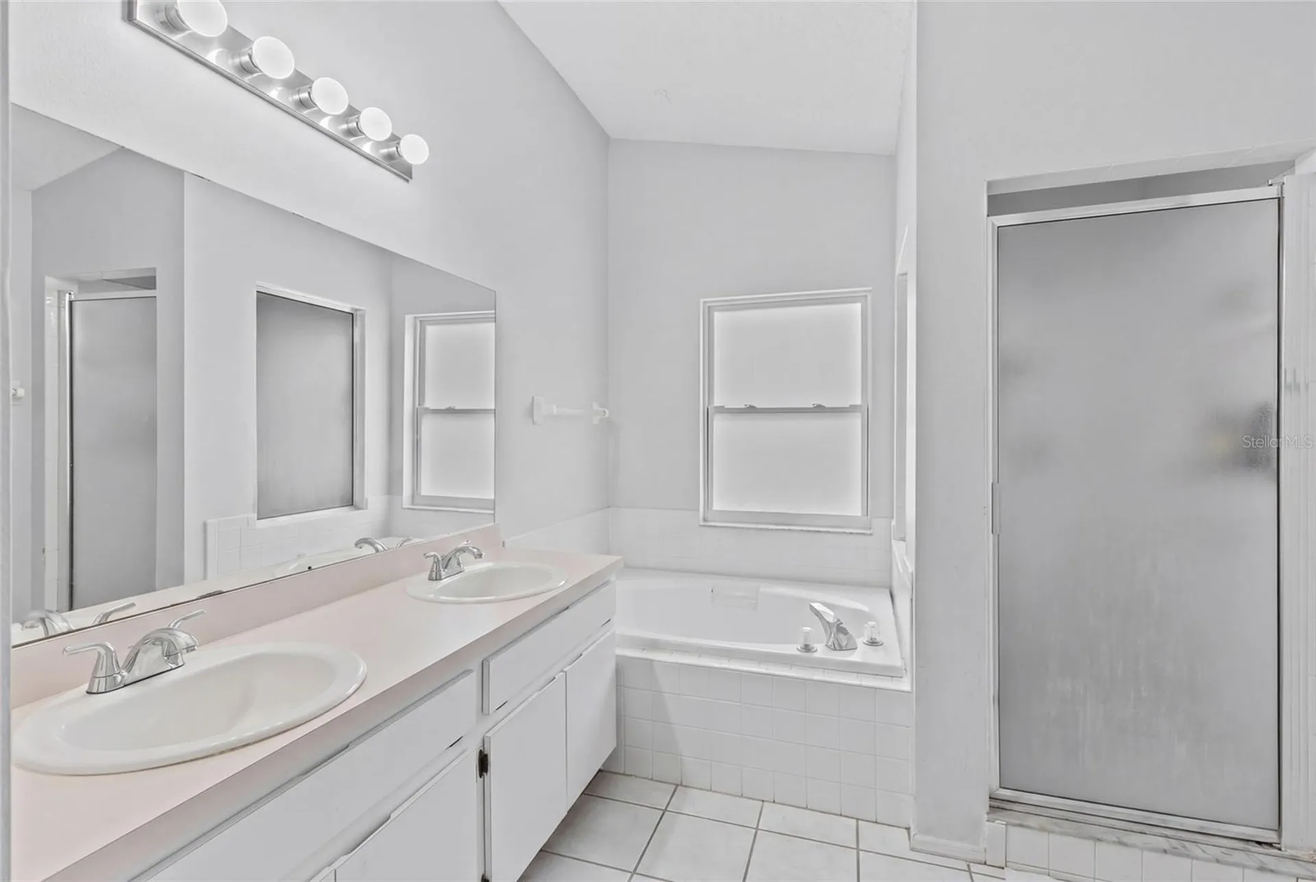 6808 Yardley Oaks Court Tampa FL 33625