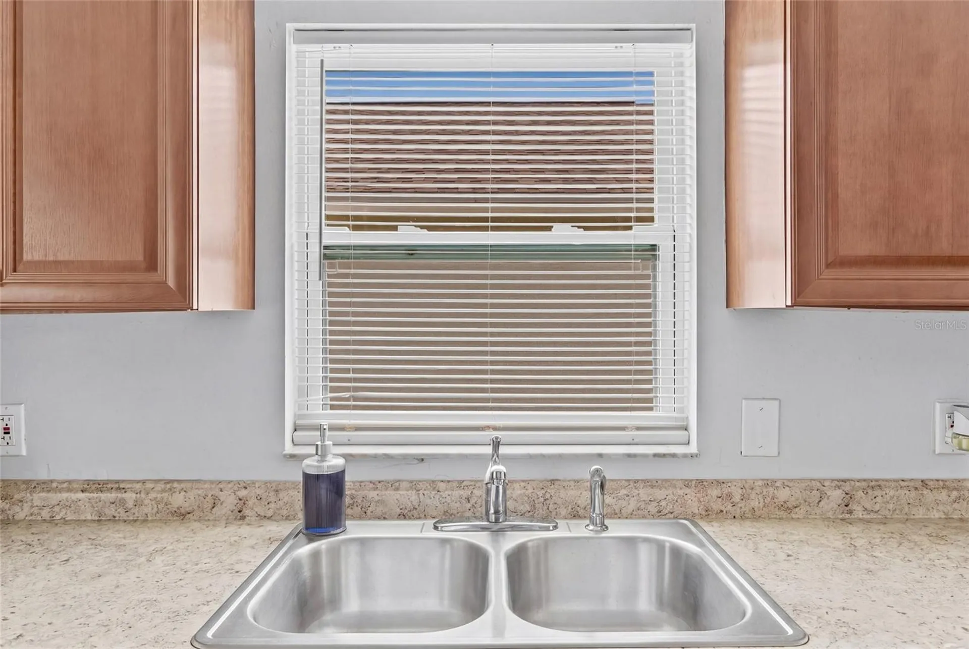 6808 Yardley Oaks Court Tampa FL 33625