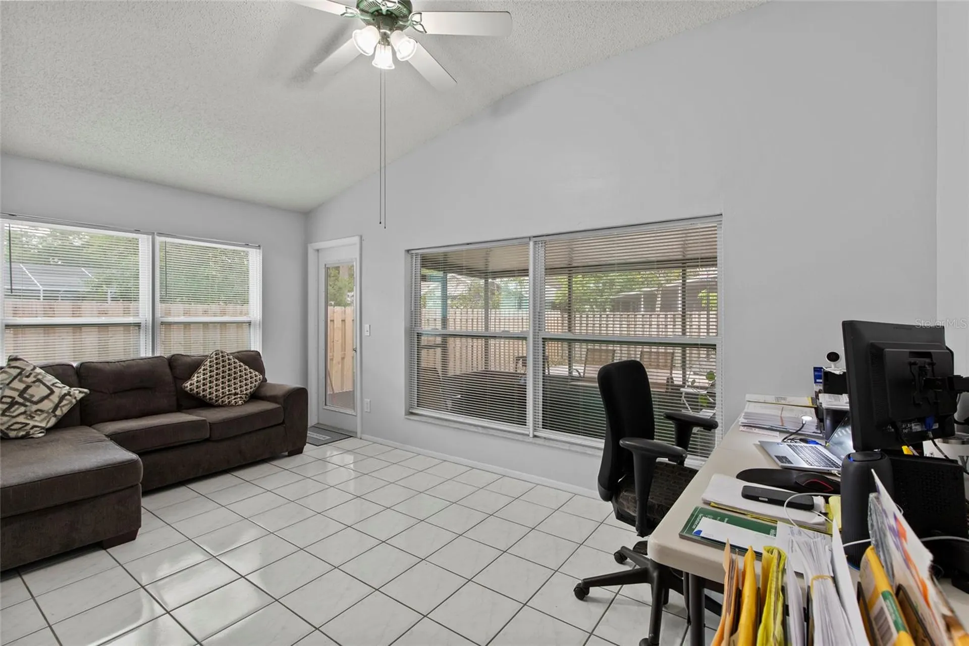 6808 Yardley Oaks Court Tampa FL 33625