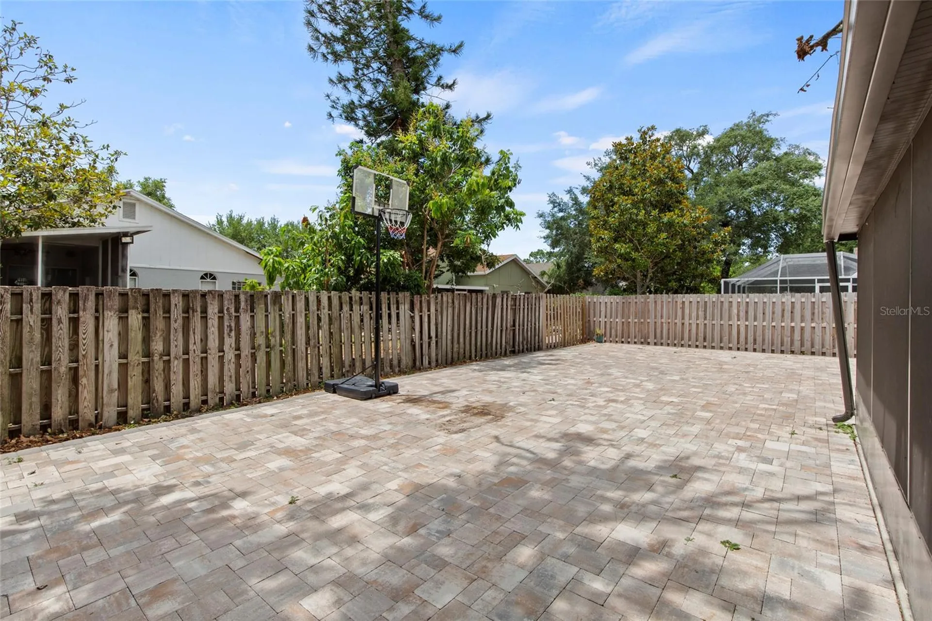 6808 Yardley Oaks Court Tampa FL 33625
