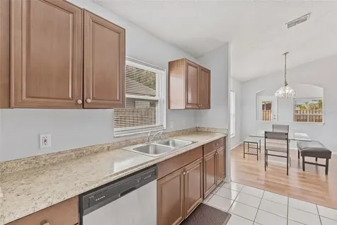 6808 Yardley Oaks Court Tampa FL 33625
