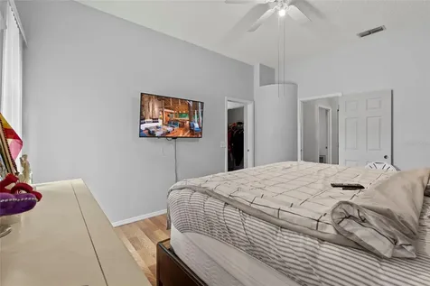6808 Yardley Oaks Court Tampa FL 33625