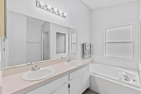 6808 Yardley Oaks Court Tampa FL 33625