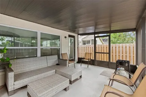 6808 Yardley Oaks Court Tampa FL 33625