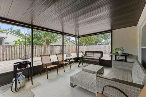 6808 Yardley Oaks Court Tampa FL 33625