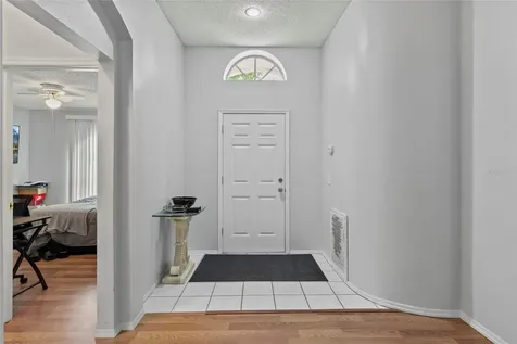 6808 Yardley Oaks Court Tampa FL 33625