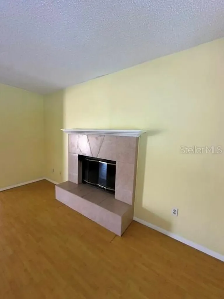 6926 Thousand Oaks Road Orlando FL 32818