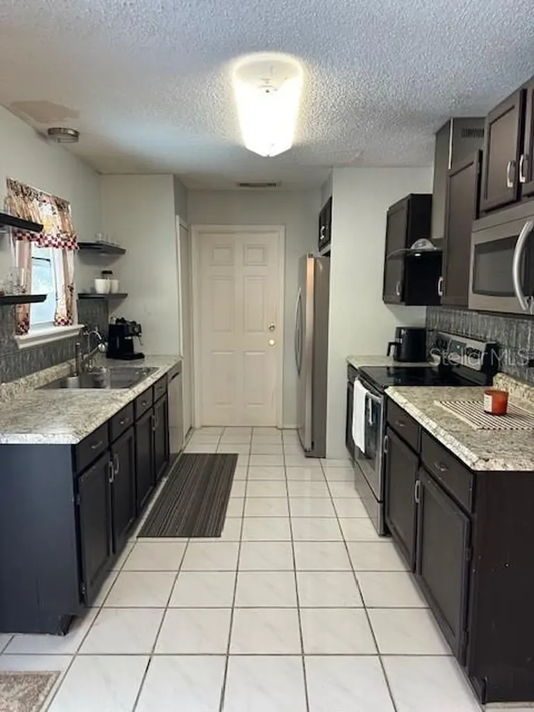 6926 Thousand Oaks Road Orlando FL 32818