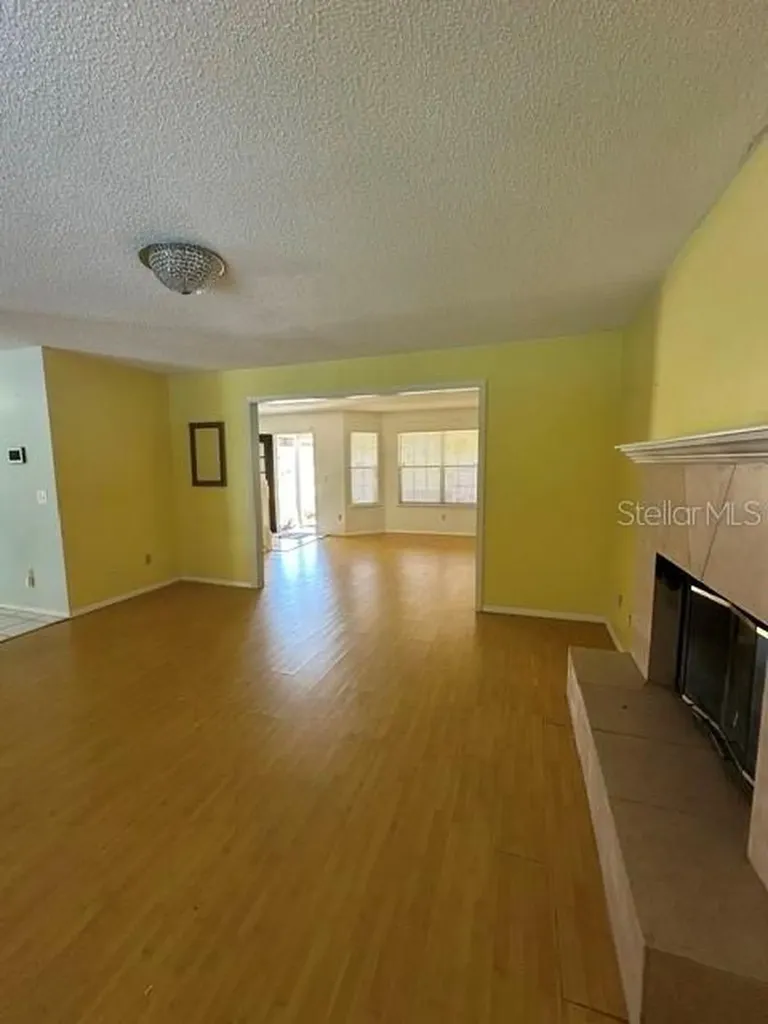 6926 Thousand Oaks Road Orlando FL 32818