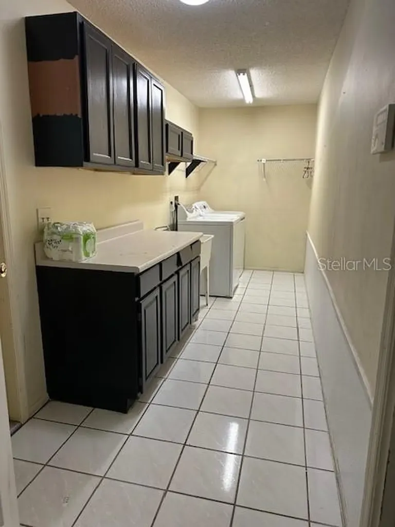 6926 Thousand Oaks Road Orlando FL 32818