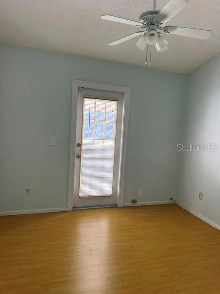 6926 Thousand Oaks Road Orlando FL 32818