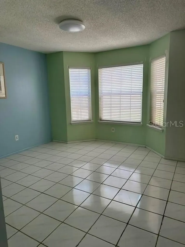 6926 Thousand Oaks Road Orlando FL 32818