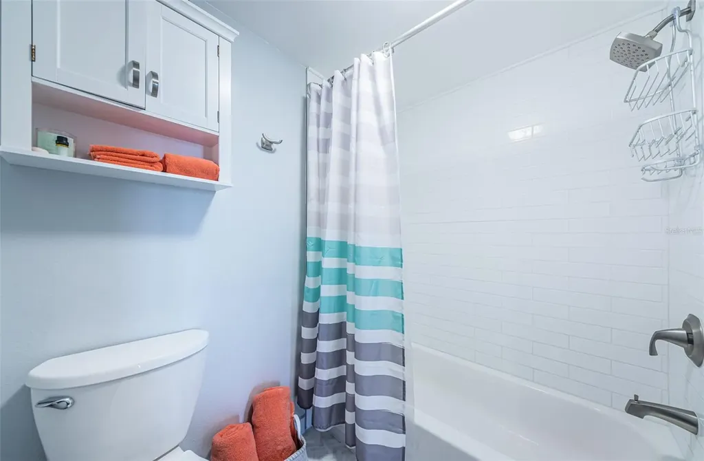 7100 Sunshine Skyway Lane S St Petersburg FL 33711