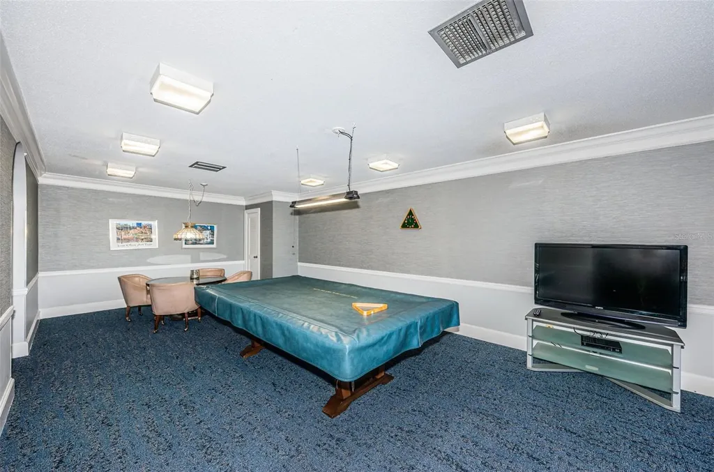 7100 Sunshine Skyway Lane S St Petersburg FL 33711