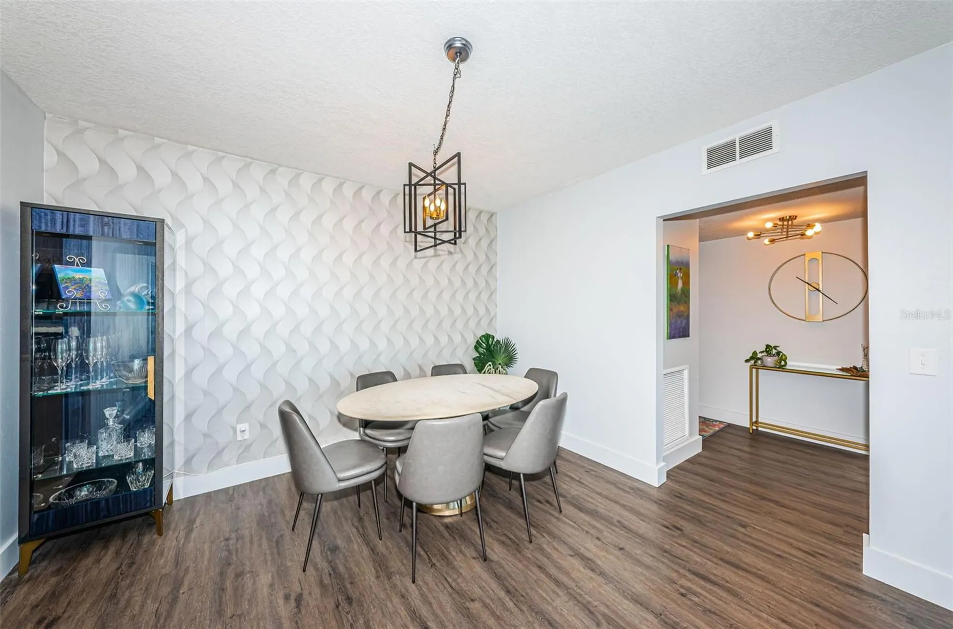 7100 Sunshine Skyway Lane S St Petersburg FL 33711