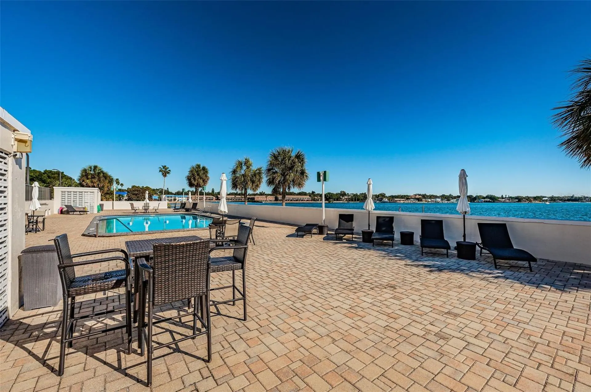 7100 Sunshine Skyway Lane S St Petersburg FL 33711