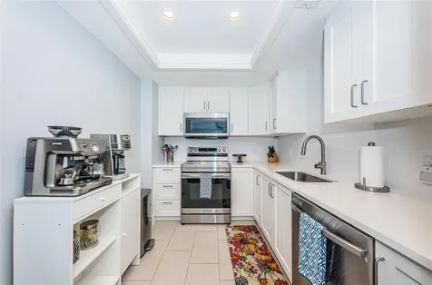 7100 Sunshine Skyway Lane S St Petersburg FL 33711