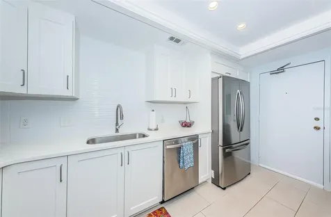 7100 Sunshine Skyway Lane S St Petersburg FL 33711