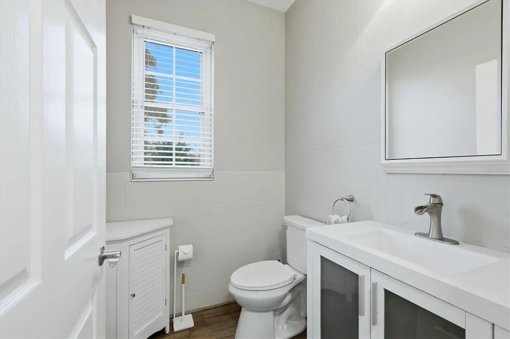 5544 Dinah Lane Sarasota FL 34231