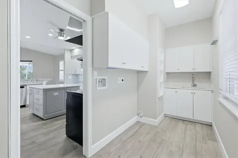 5544 Dinah Lane Sarasota FL 34231