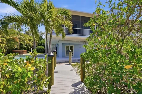5544 Dinah Lane Sarasota FL 34231