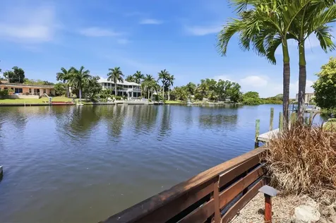 5544 Dinah Lane Sarasota FL 34231