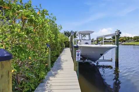 5544 Dinah Lane Sarasota FL 34231