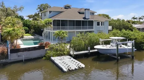 5544 Dinah Lane Sarasota FL 34231