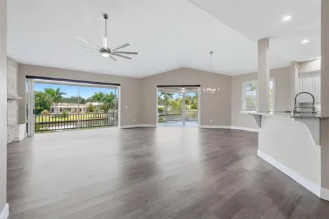 5544 Dinah Lane Sarasota FL 34231