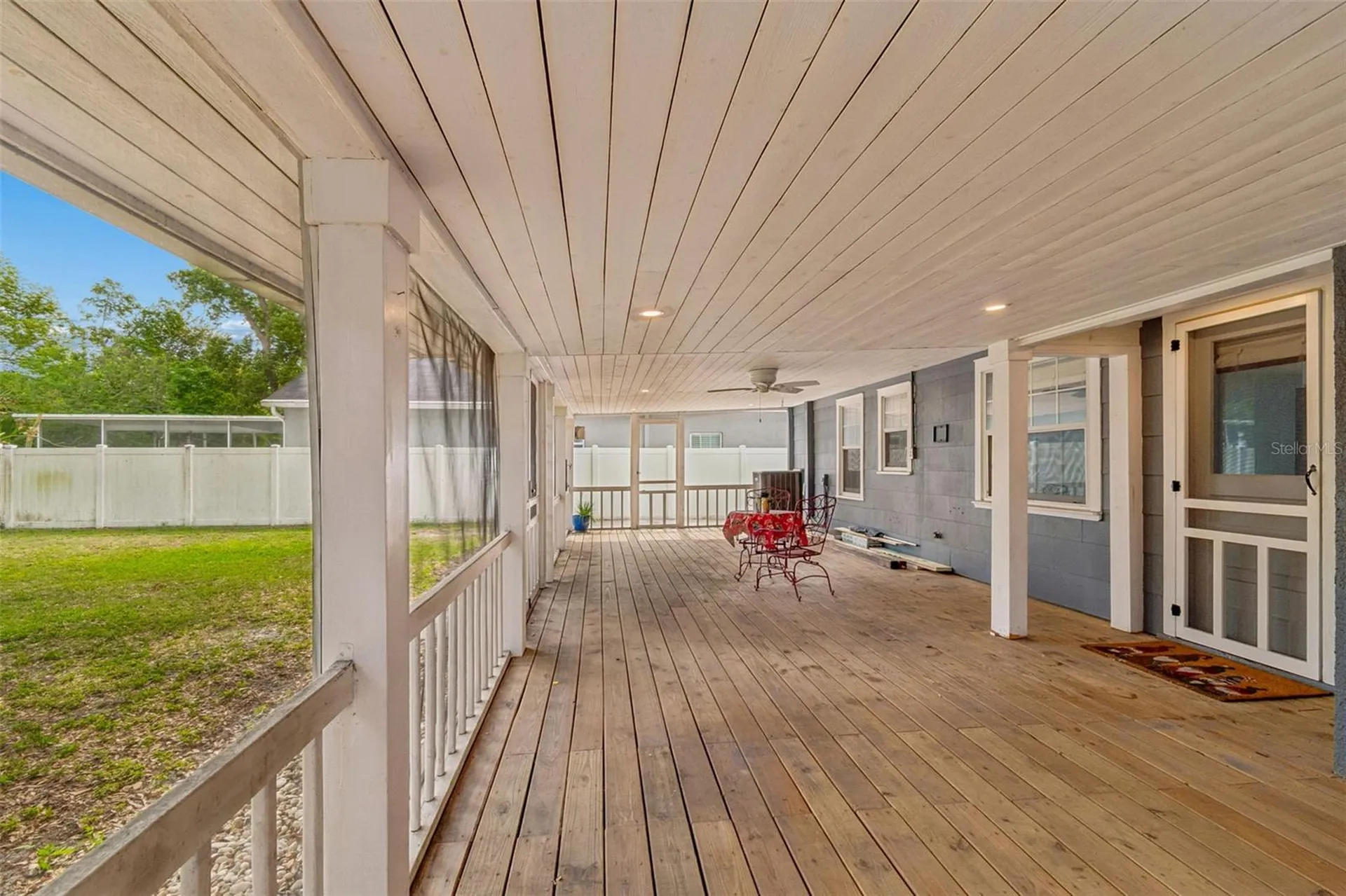1304 E Knollwood Street Tampa FL 33604